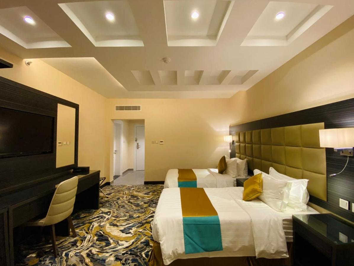 Y Platinum Hotel Médine Extérieur photo