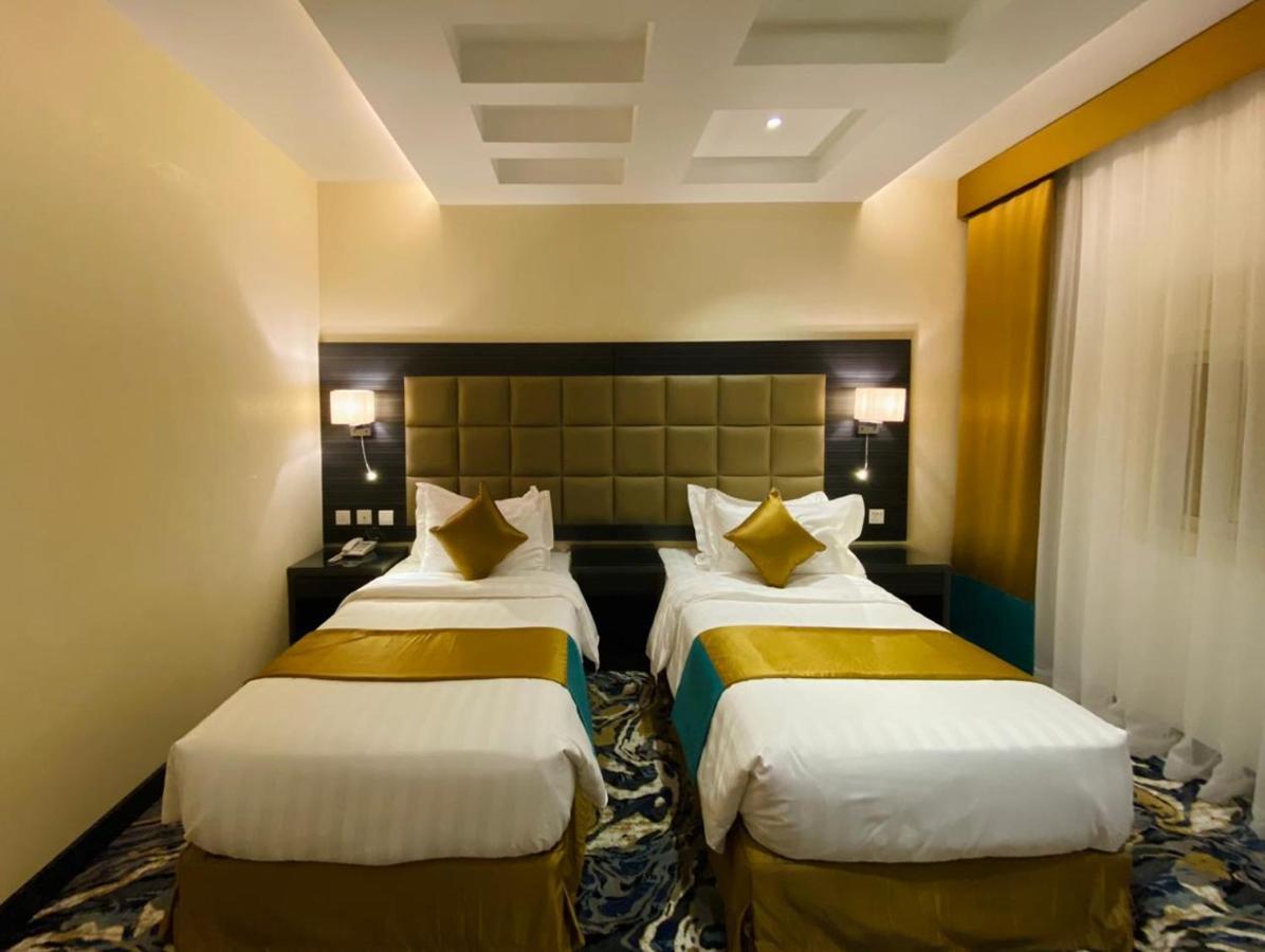 Y Platinum Hotel Médine Extérieur photo