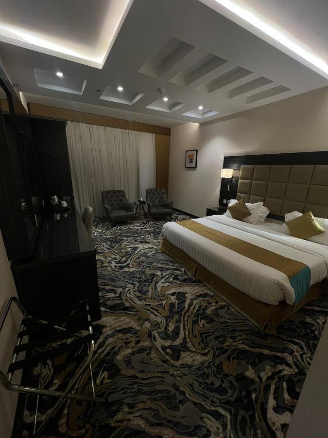 Y Platinum Hotel Médine Extérieur photo